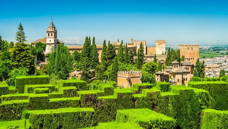 Visita Alhambra Granada y Palacios 2 768x436
