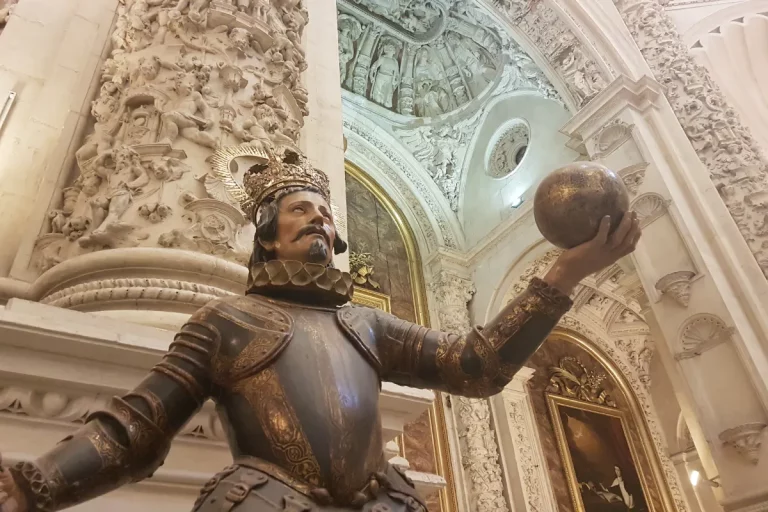 Catedral y Giralda de Sevilla entrada con audioguia 2 768x512