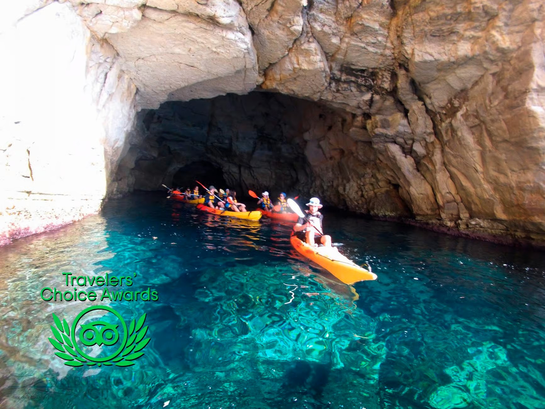 Excursión en Kayak y Snorkel por CABO DE GATA