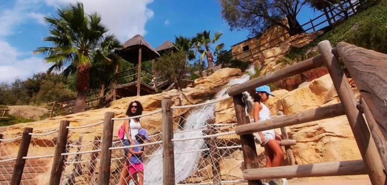 entrada al minihollywood de tabernas y oasys 4 768x368