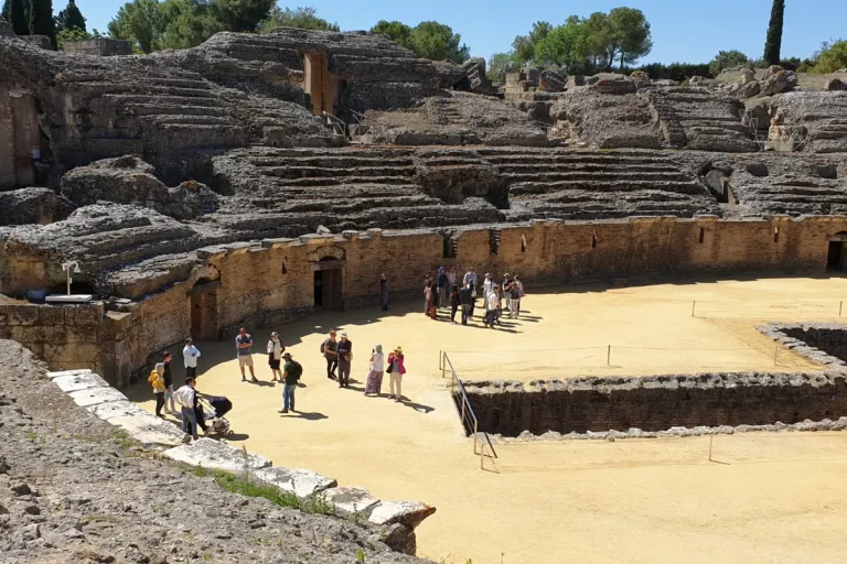 excursion a italica desde sevilla con visita guiada 1 1 768x512