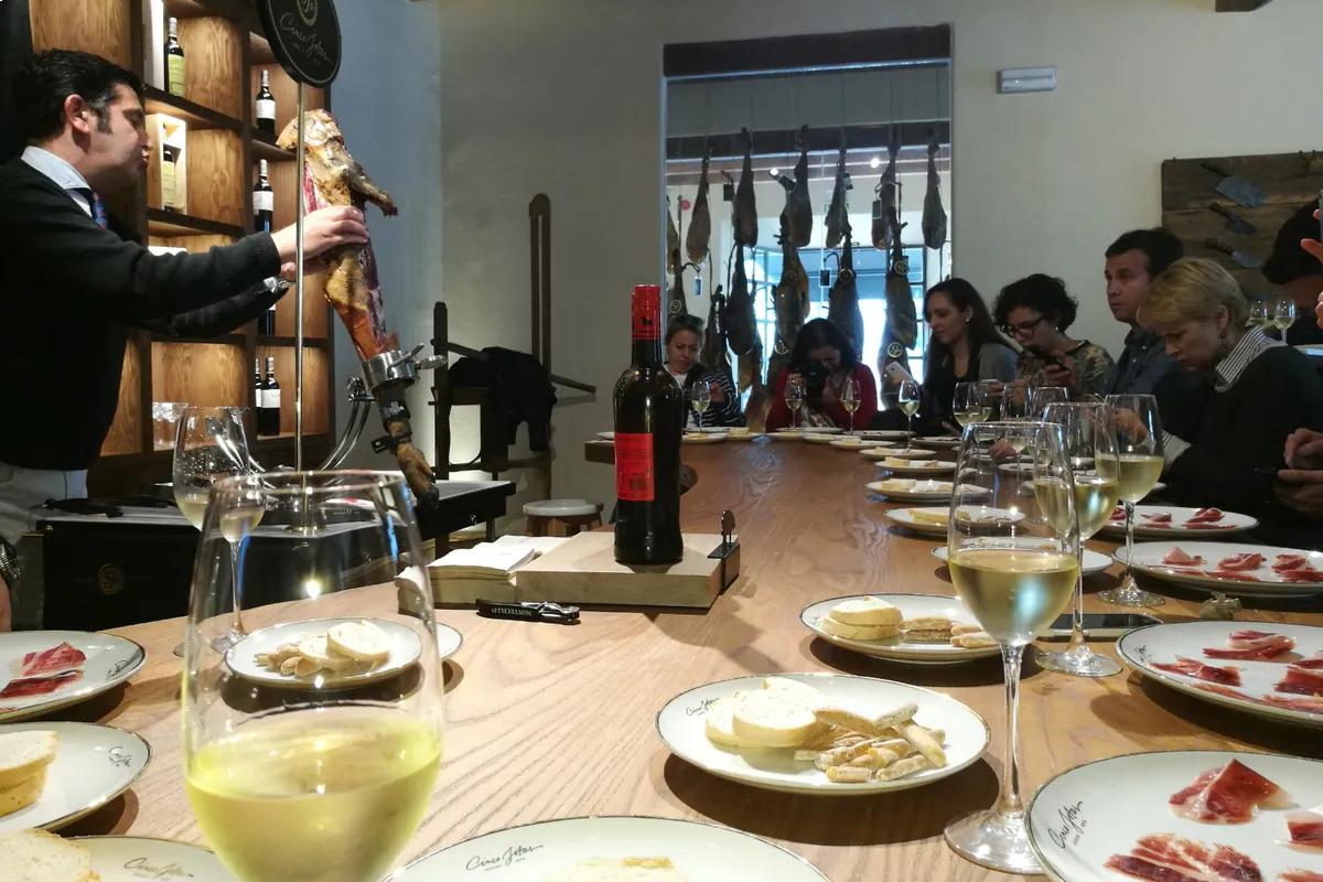 Tour del Jamón ibérico en Aracena