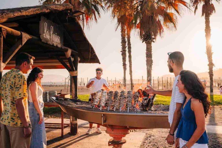 ruta privada tuk tuk en malaga 2 1 768x512